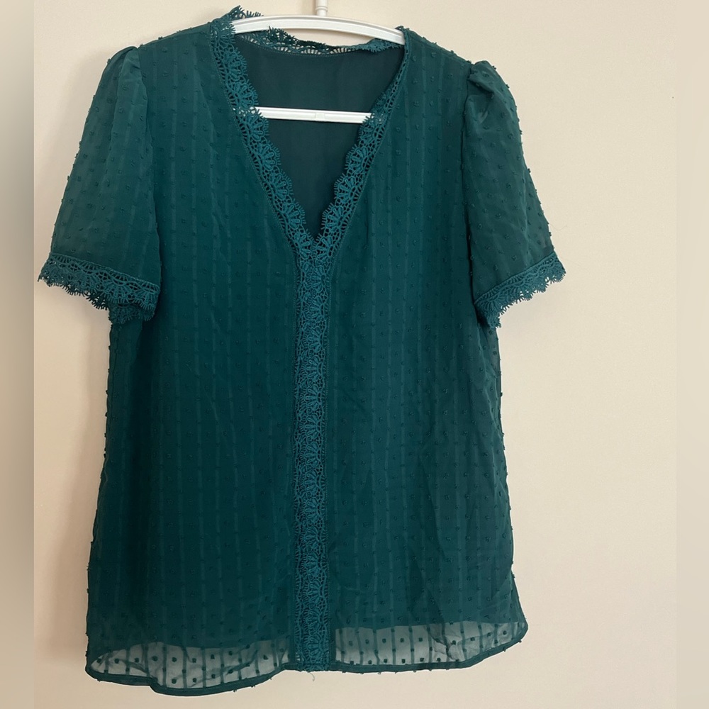 Green lace detail top. Size M.